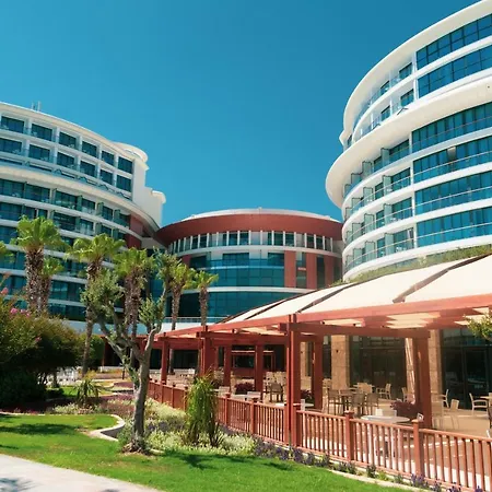 Resort Baia Lara 5*