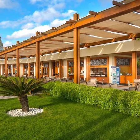 Resort Baia Lara